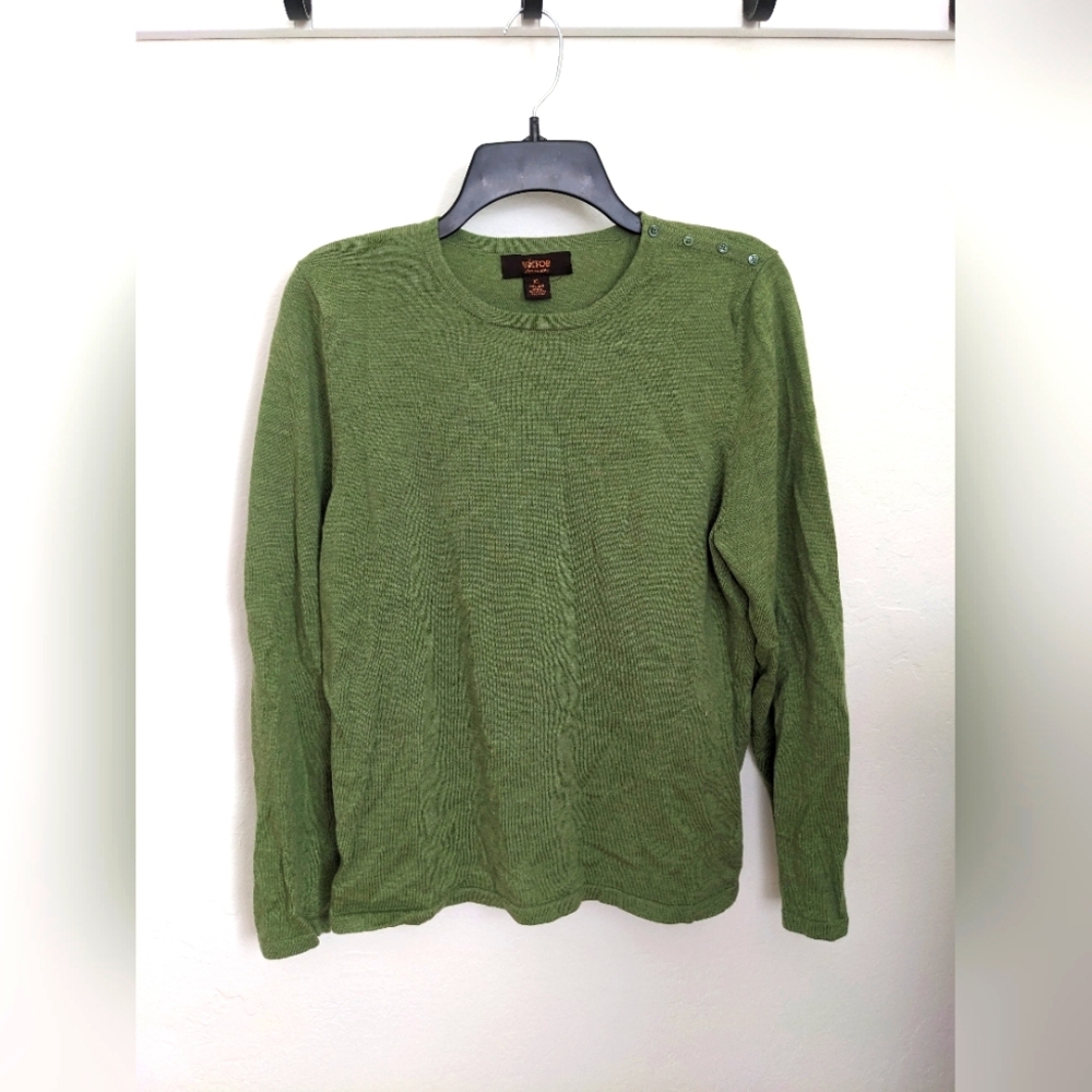 Victor Alfaro| 100% Wool Green Sweater With Button Accent